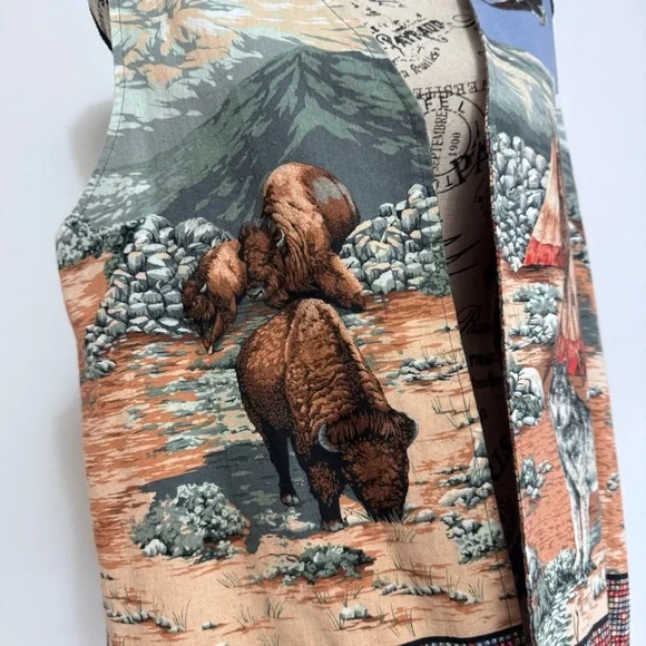 Vintage 80s Handmade Native American Themed Vest with Horse and Buffalo - Picture 5 of 7
